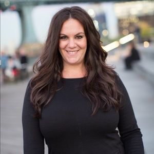 Meet your Posher, Pamela